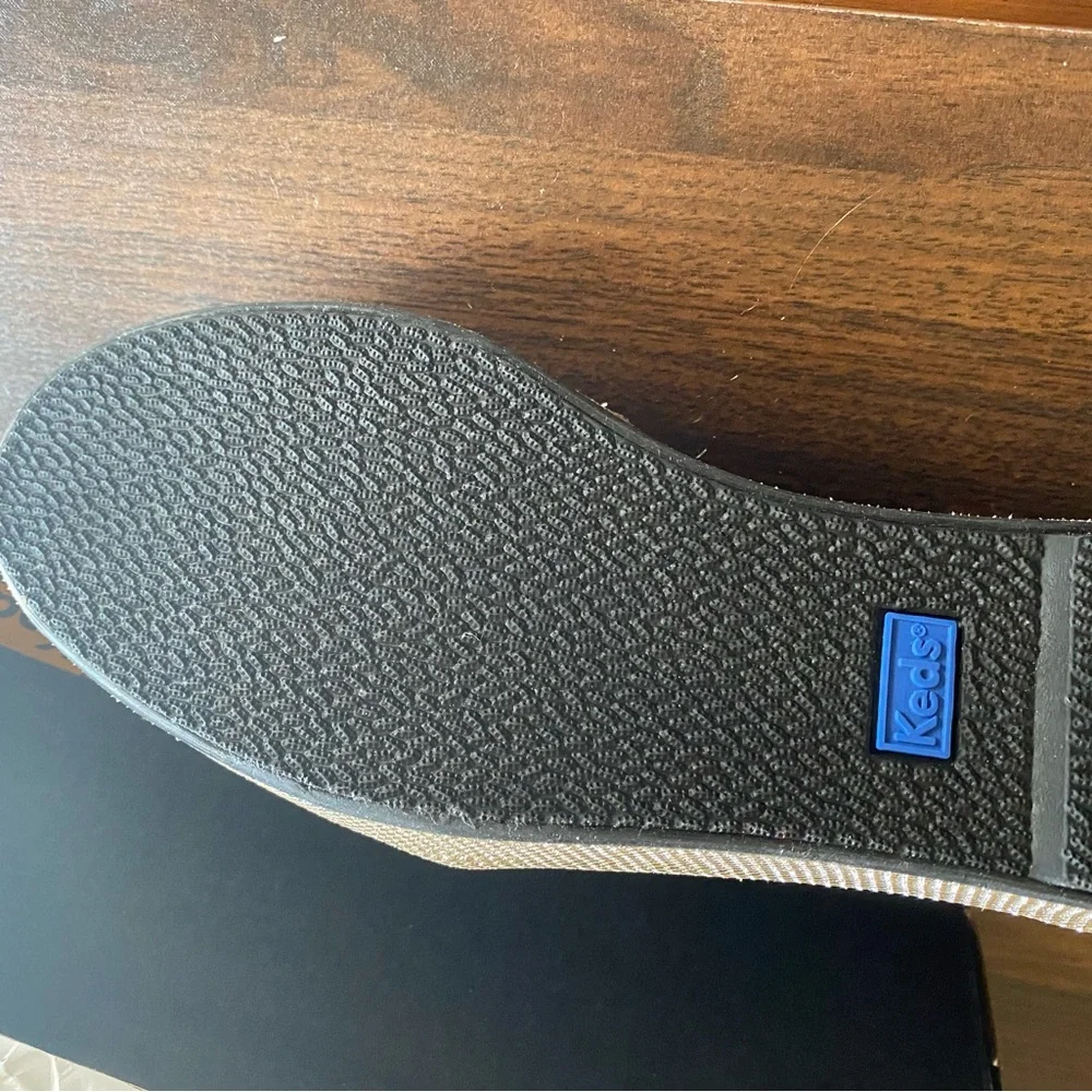 Keds black and gold slip on - Picture 4 of 5